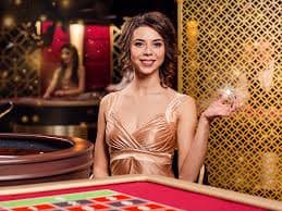 Platform maxwinslot menampilkan live draw Jakarta Lottery dengan antarmuka mobile yang responsif